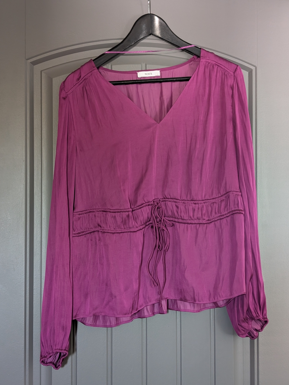 Rails Drawstring Waist V-Neck Blouse in Magenta